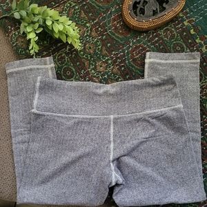 Lululemon Capri leggings